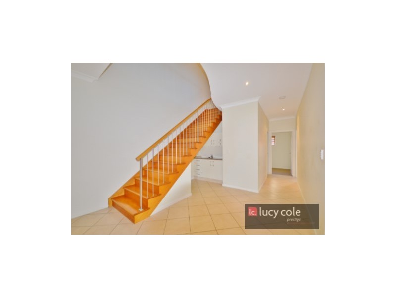 1/3 Joseph Street, Runaway Bay QLD 4216