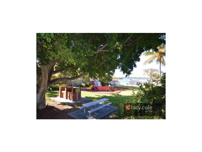 1/3 Joseph Street, Runaway Bay QLD 4216