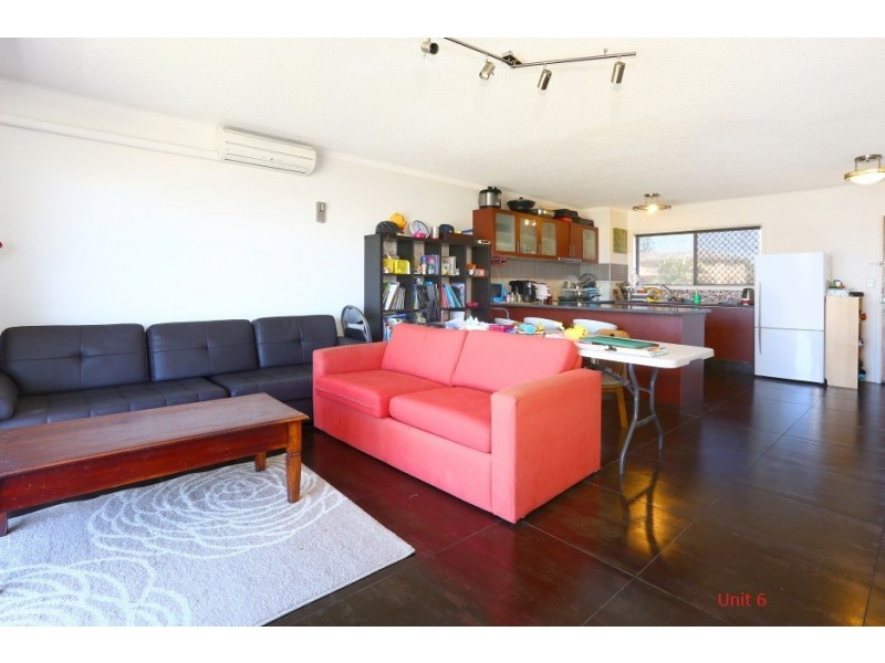 3 and 6/402 Marine Parade, Biggera Waters QLD 4216