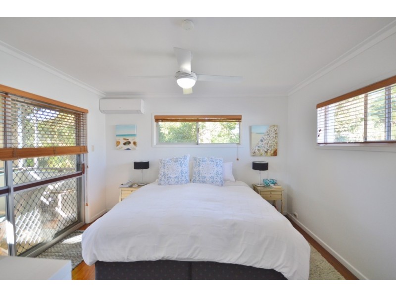 10 Yacht Street, Southport QLD 4215