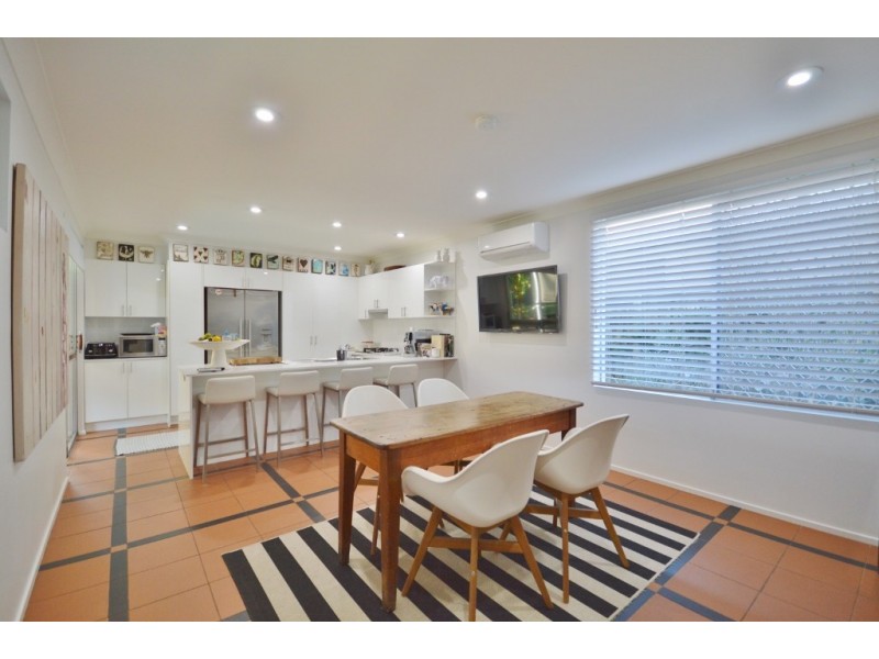 10 Yacht Street, Southport QLD 4215