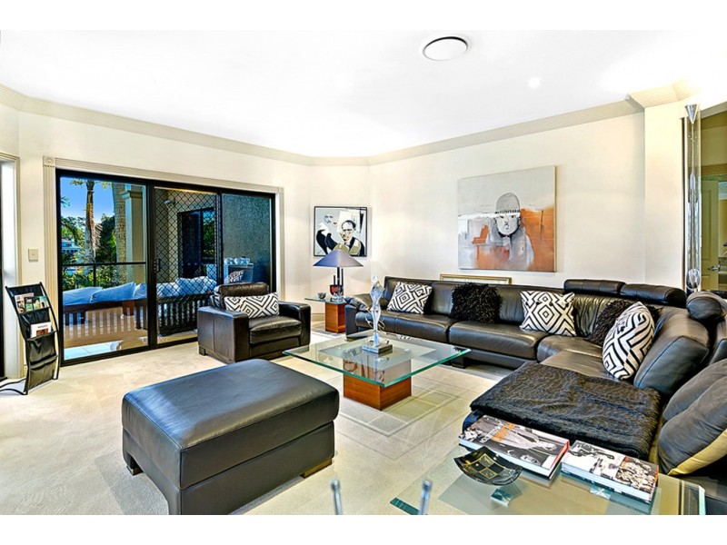 27 Sir Bruce Small Blvd, Benowa Waters QLD 4217