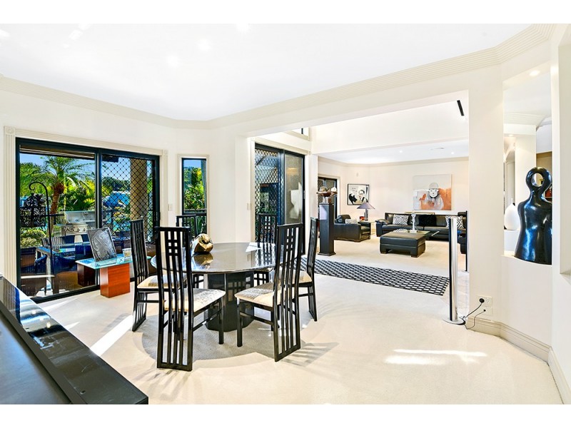 27 Sir Bruce Small Blvd, Benowa Waters QLD 4217
