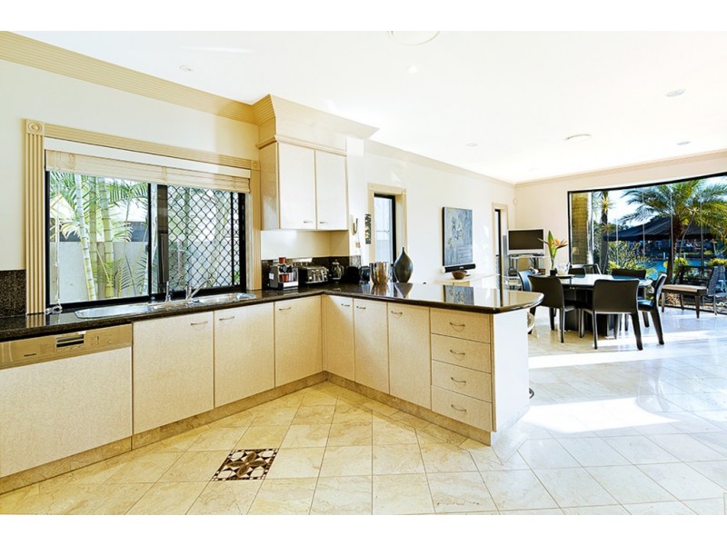 27 Sir Bruce Small Blvd, Benowa Waters QLD 4217