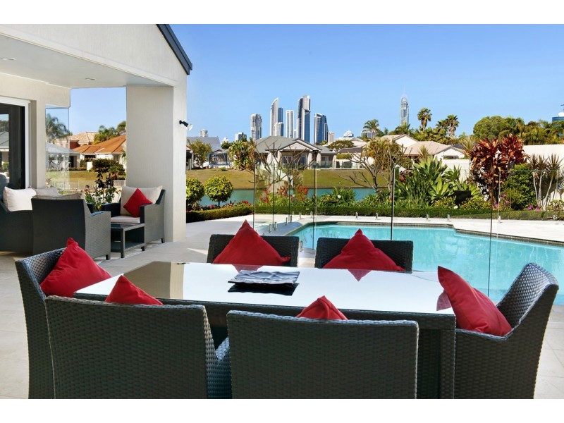 85/40 Cotlew Street East, Southport QLD 4215