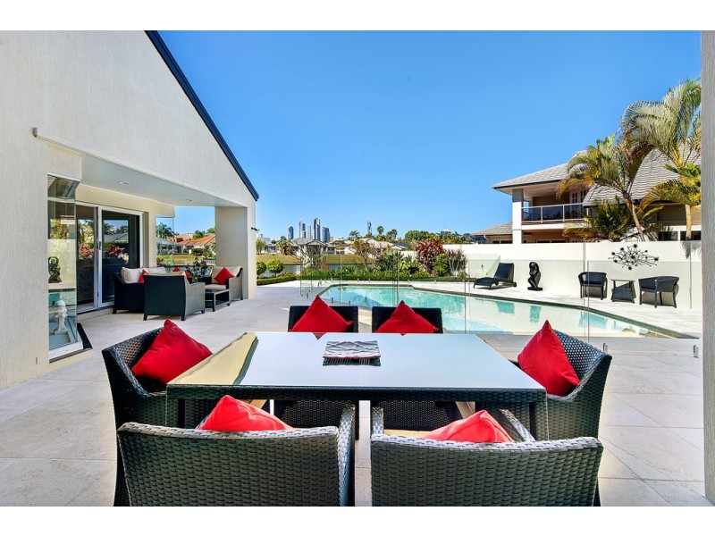 85/40 Cotlew Street East, Southport QLD 4215