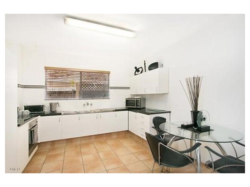 4/39 Old Burleigh Rd, Surfers Paradise QLD 4217