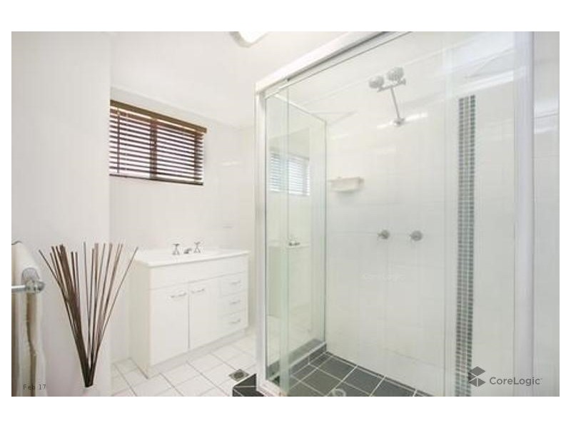 4/39 Old Burleigh Rd, Surfers Paradise QLD 4217