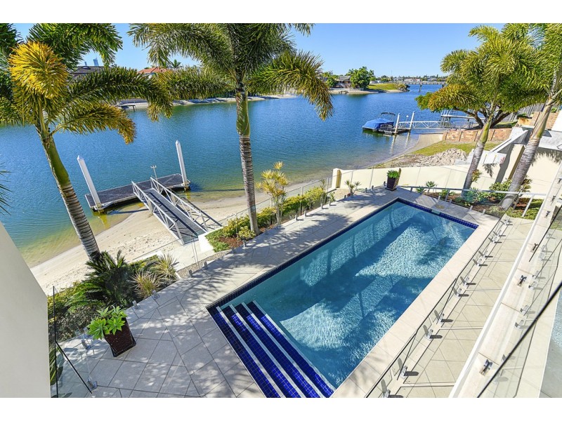 23 Saxonvale Terrace, Mermaid Waters QLD 4218
