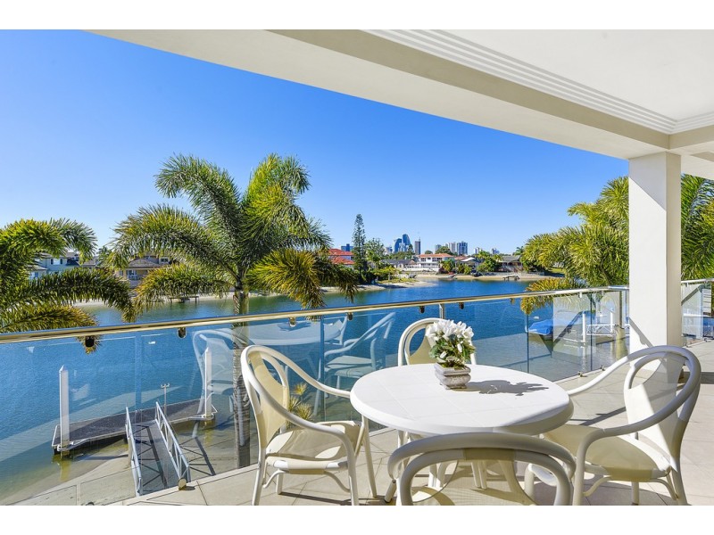 23 Saxonvale Terrace, Mermaid Waters QLD 4218