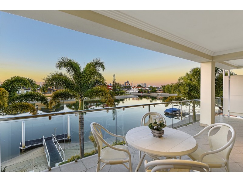 23 Saxonvale Terrace, Mermaid Waters QLD 4218