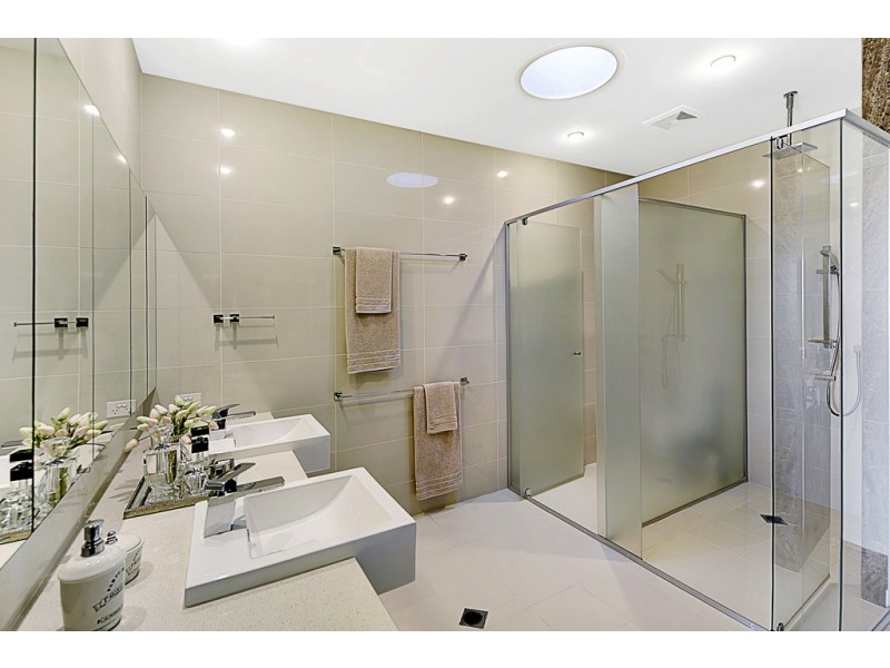 192/135 Lakelands Drive, Merrimac QLD 4226