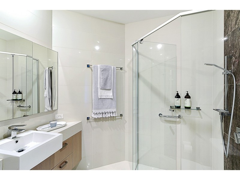 192/135 Lakelands Drive, Merrimac QLD 4226