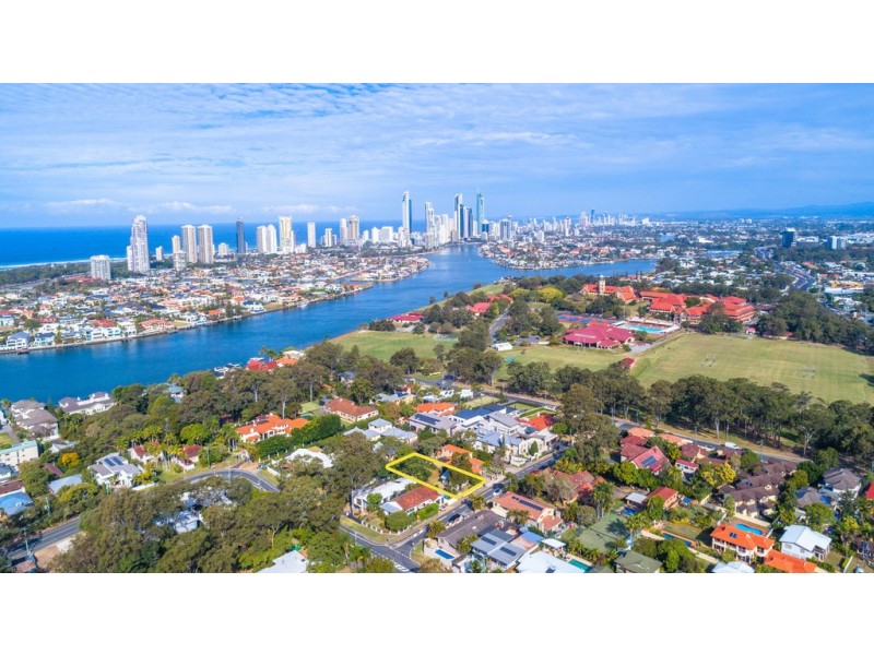 13 Greer Terrace, Southport QLD 4215