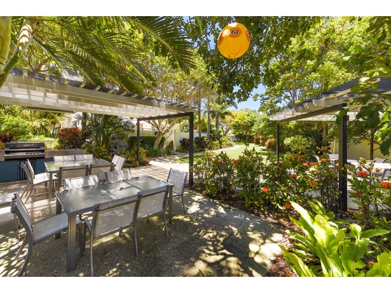 3/326 ‘Deepwater Point’ Marine Parade, Labrador QLD 4215