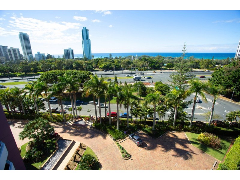 37/12 ”Grand Mariner” Commodore Drive, Paradise Waters QLD 4217