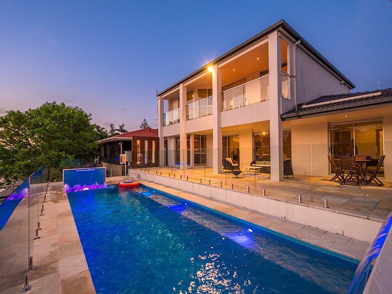 18 Gibraltar Drive, Isle Of Capri QLD 4217