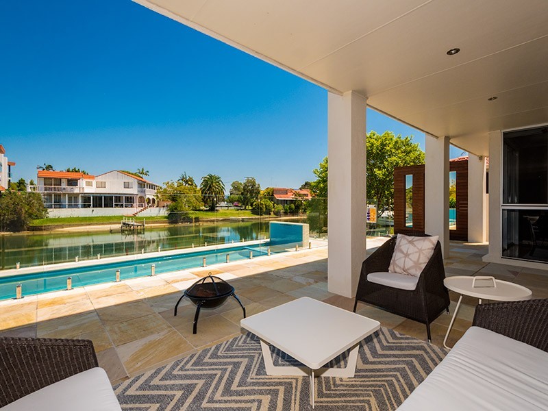 18 Gibraltar Drive, Isle Of Capri QLD 4217