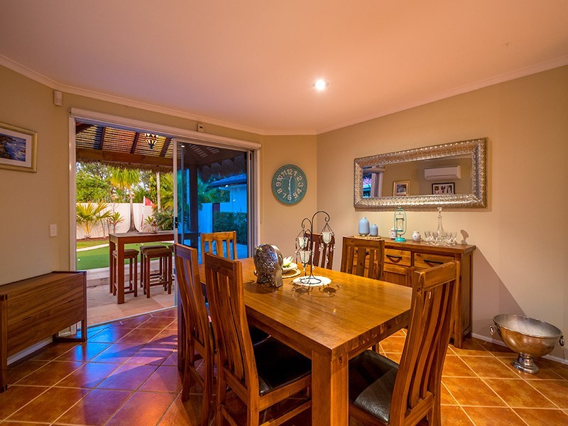 18 Gibraltar Drive, Isle Of Capri QLD 4217