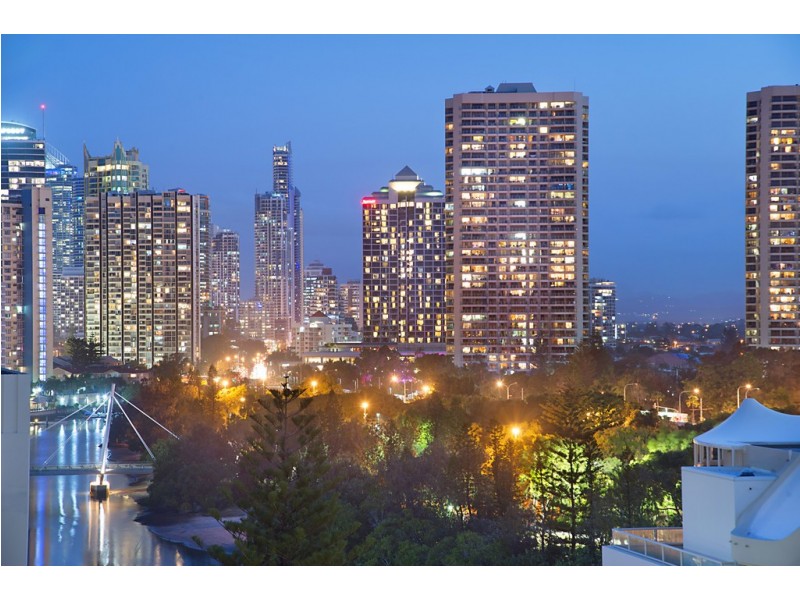 19/3510 ‘Silverpoint’ Main Beach Parade, Main Beach QLD 4217