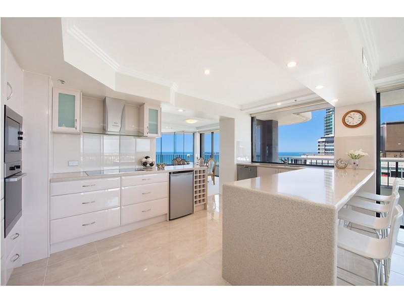 19/3510 ‘Silverpoint’ Main Beach Parade, Main Beach QLD 4217