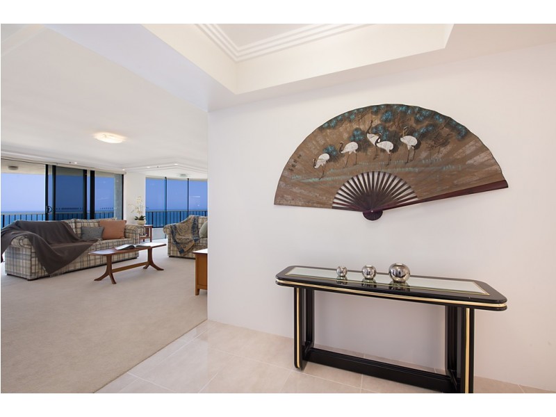 19/3510 ‘Silverpoint’ Main Beach Parade, Main Beach QLD 4217