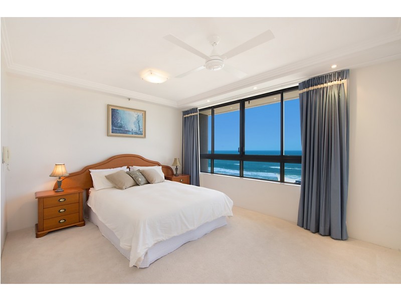 19/3510 ‘Silverpoint’ Main Beach Parade, Main Beach QLD 4217