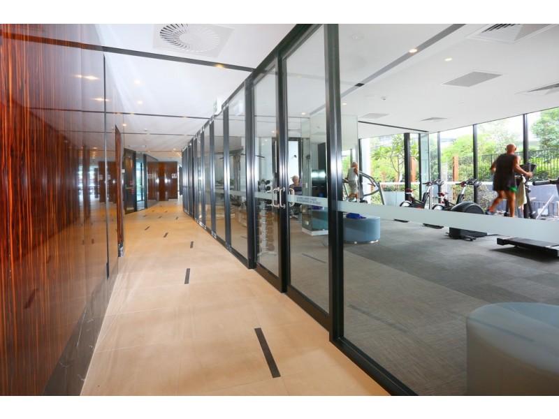 11109/5 ‘Waterpoint’ Harbourside Court, Biggera Waters QLD 4216