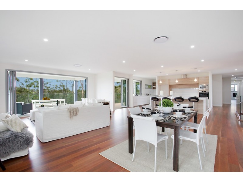 46 Carrington Road, Bonogin QLD 4213 Lucy Cole Prestige Properties