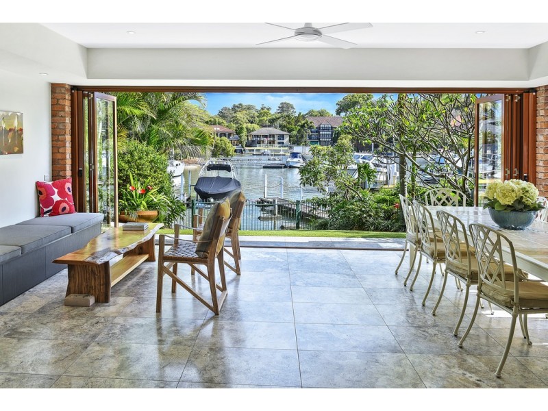 19 Brighton Parade, Southport QLD 4215