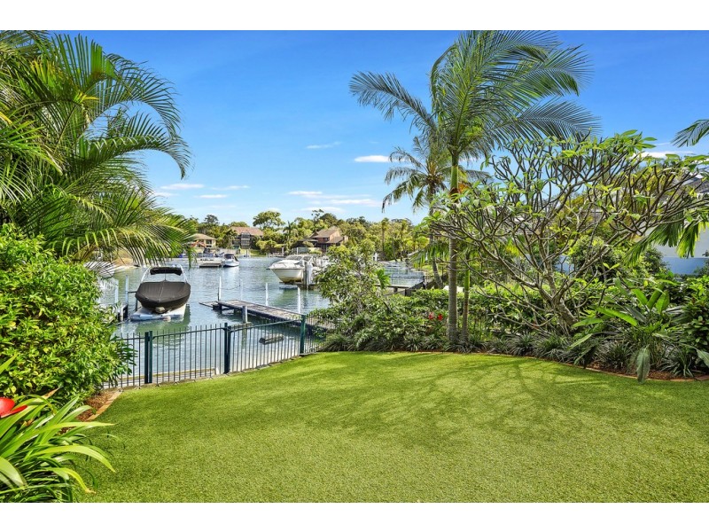19 Brighton Parade, Southport QLD 4215