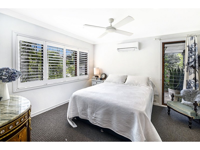 19 Brighton Parade, Southport QLD 4215