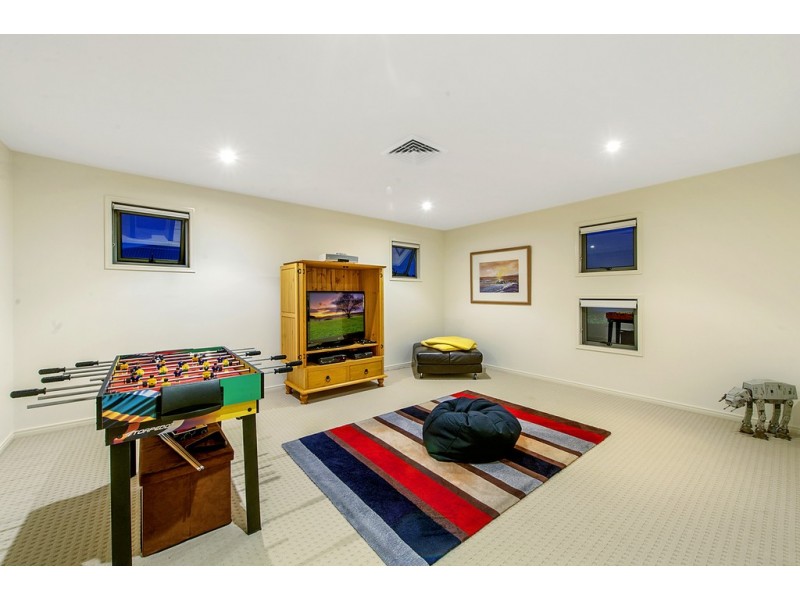 6 Brindisi Ave, Isle Of Capri QLD 4217