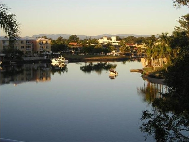 17/52 Back Street, Biggera Waters QLD 4216