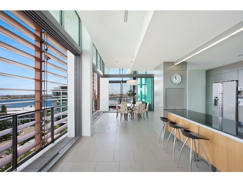 5601 Ephraim Island, Paradise Point QLD 4216