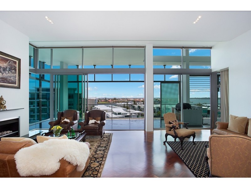 5601 Ephraim Island, Paradise Point QLD 4216