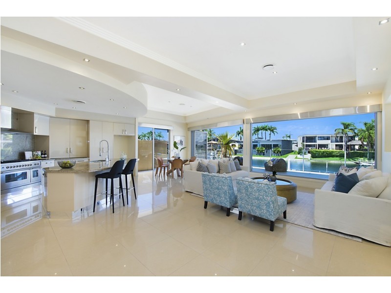 46 Salerno Street, Isle Of Capri QLD 4217