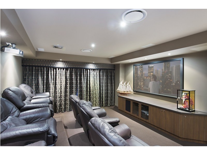 46 Salerno Street, Isle Of Capri QLD 4217