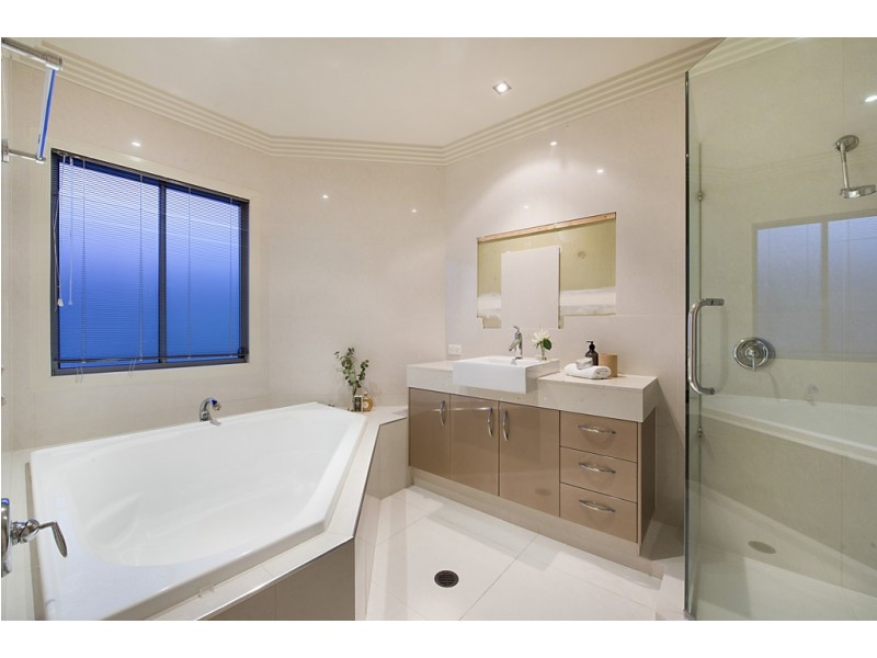 46 Salerno Street, Isle Of Capri QLD 4217