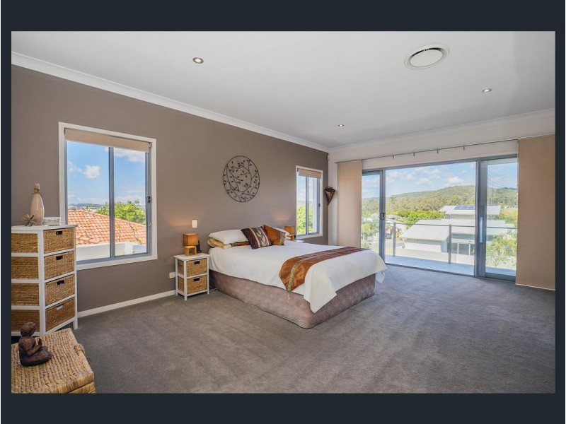 2/30 Heights Drive, Robina QLD 4226