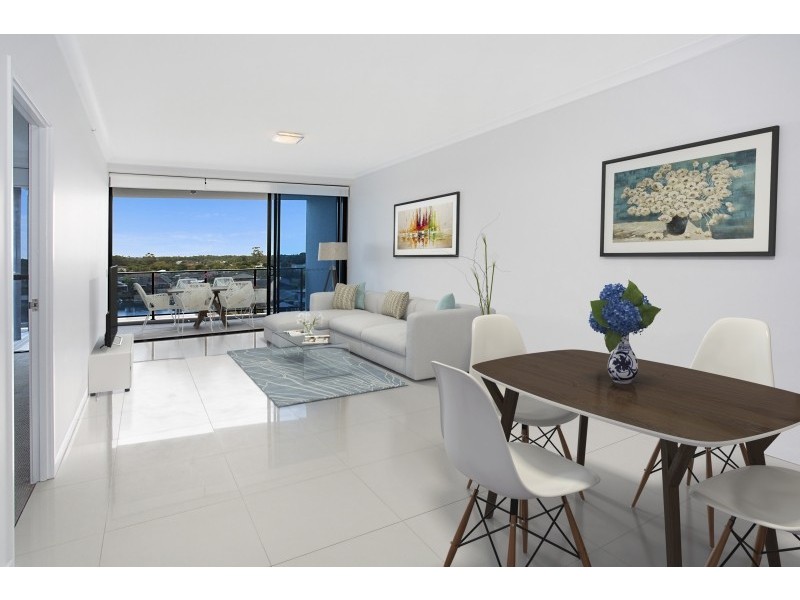 1308/5 ‘Waterpoint’ Harbourside Court, Biggera Waters QLD 4216