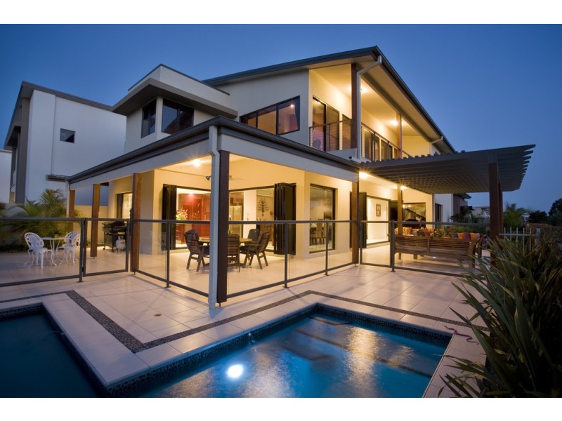 42 Lakelands Drive, Merrimac QLD 4226