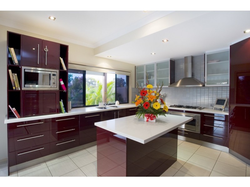 42 Lakelands Drive, Merrimac QLD 4226