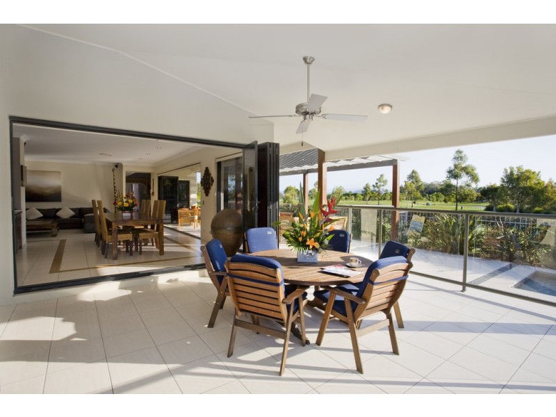 42 Lakelands Drive, Merrimac QLD 4226