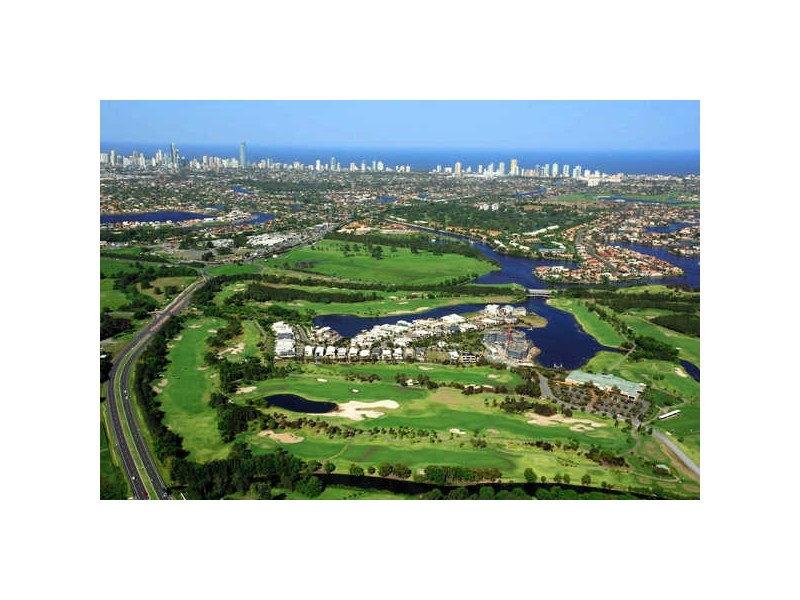 42 Lakelands Drive, Merrimac QLD 4226