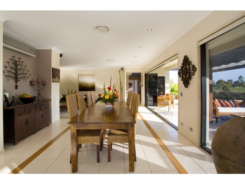 42 Lakelands Drive, Merrimac QLD 4226