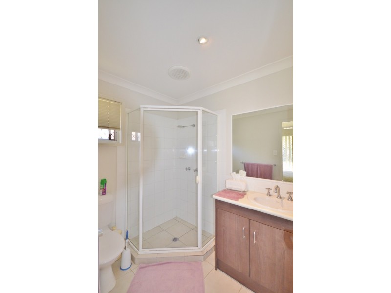 18 Mackenzie St, Coomera QLD 4209