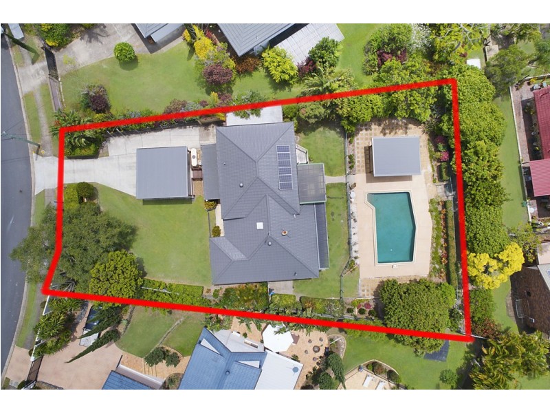 23 Tambourah Drive, Benowa QLD 4217