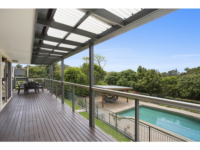 23 Tambourah Drive, Benowa QLD 4217