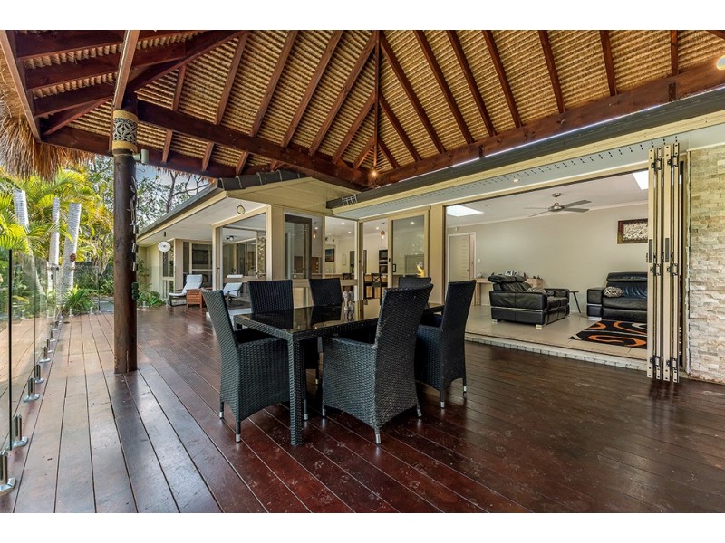 18 Carnoustie Court, Robina QLD 4226